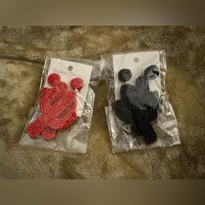Red and Black Beaded Catus Earrings NWT